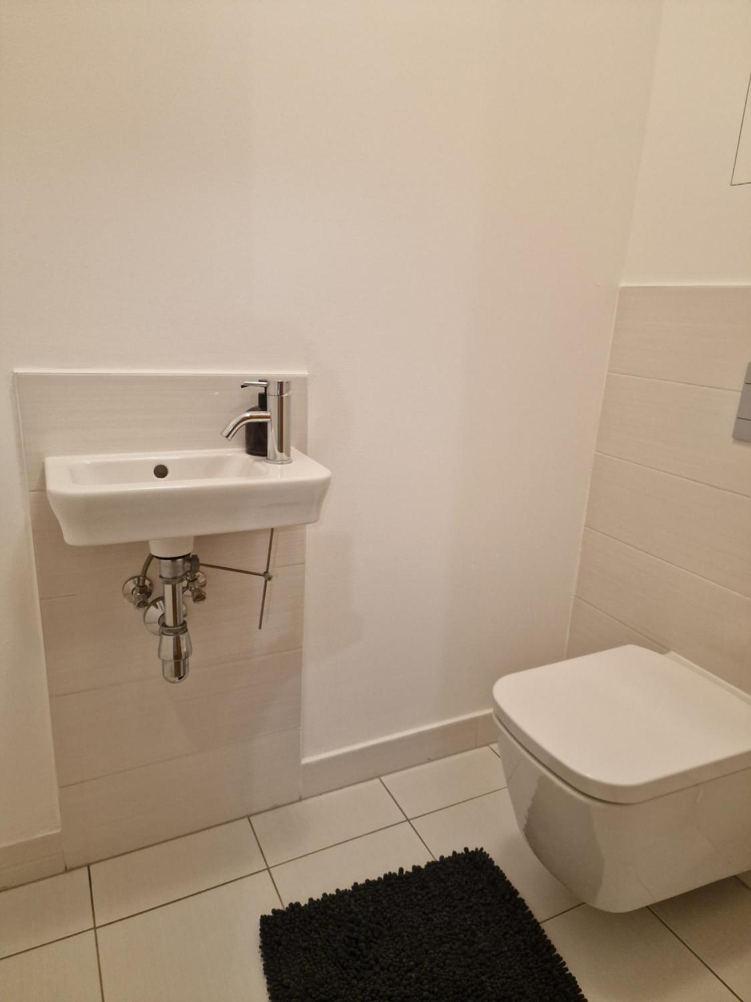 Stylish Panorama City Family Suite 布拉迪斯拉发 外观 照片