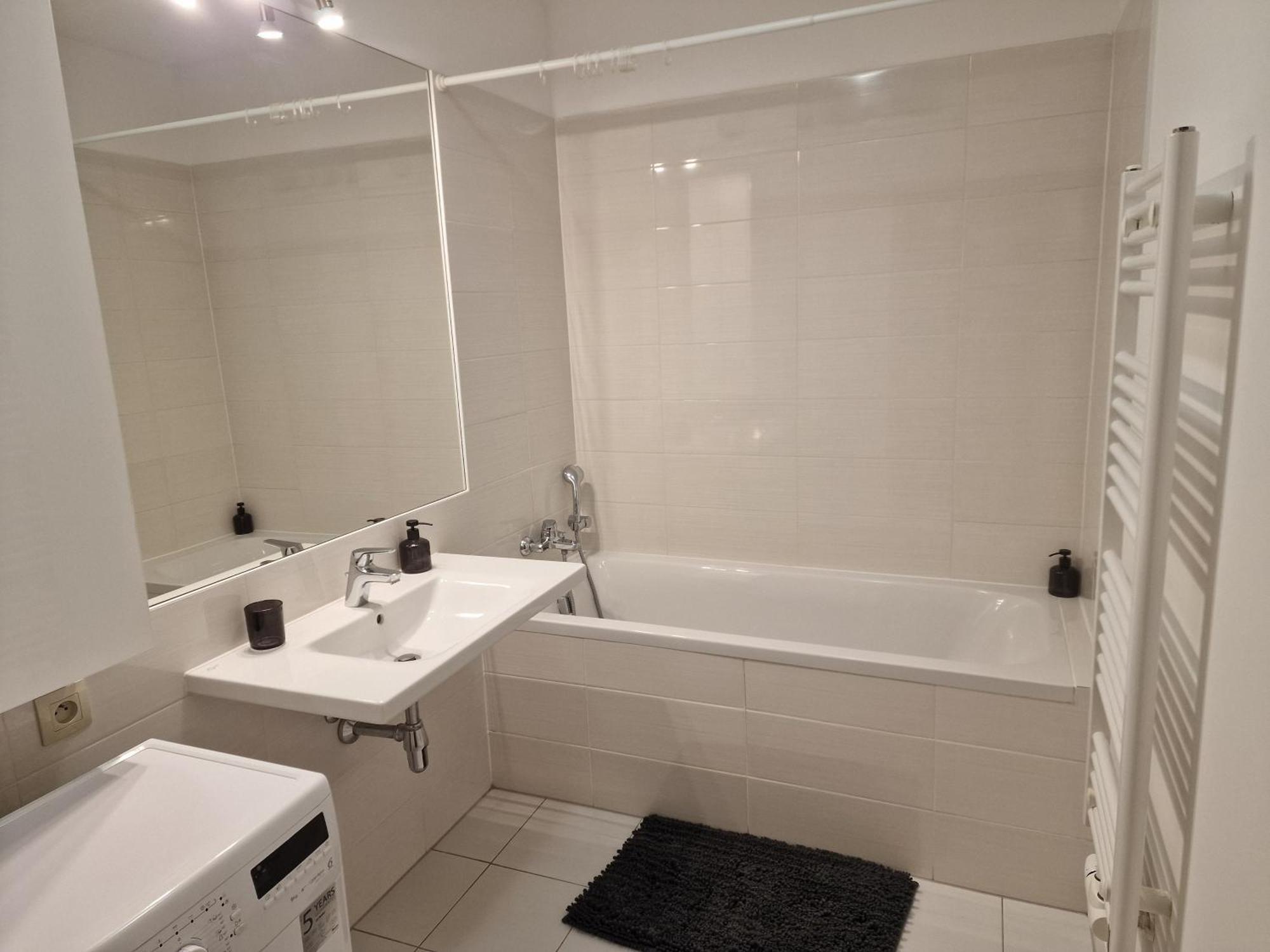 Stylish Panorama City Family Suite 布拉迪斯拉发 外观 照片